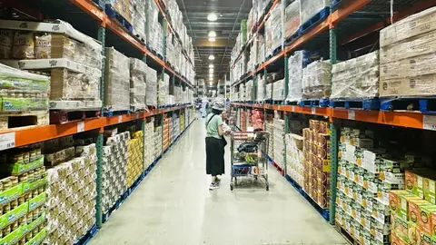 Wholesale prices were flat in July, below expectations for 0.2% increase