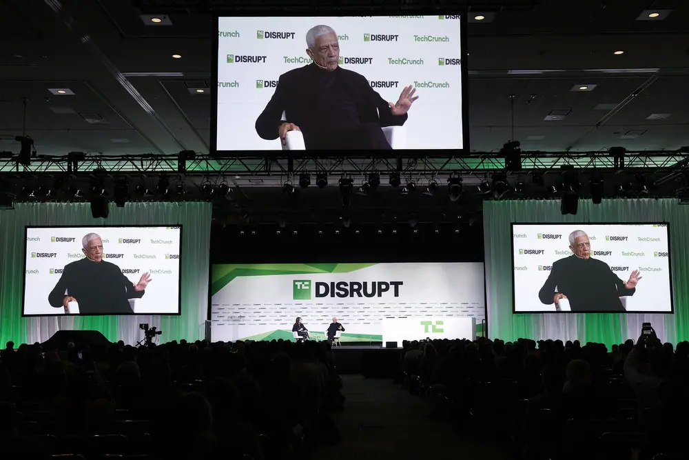 SAN FRANCISCO, CALIFORNIA - OCTOBER 28: (L-R) Connie Loizos, Editor-in-Chief & GM of TechCrunch, and Vinod Khosla, Founder, Khosla Ventures, speak onstage during day two of TechCrunch Disrupt 2025 at…