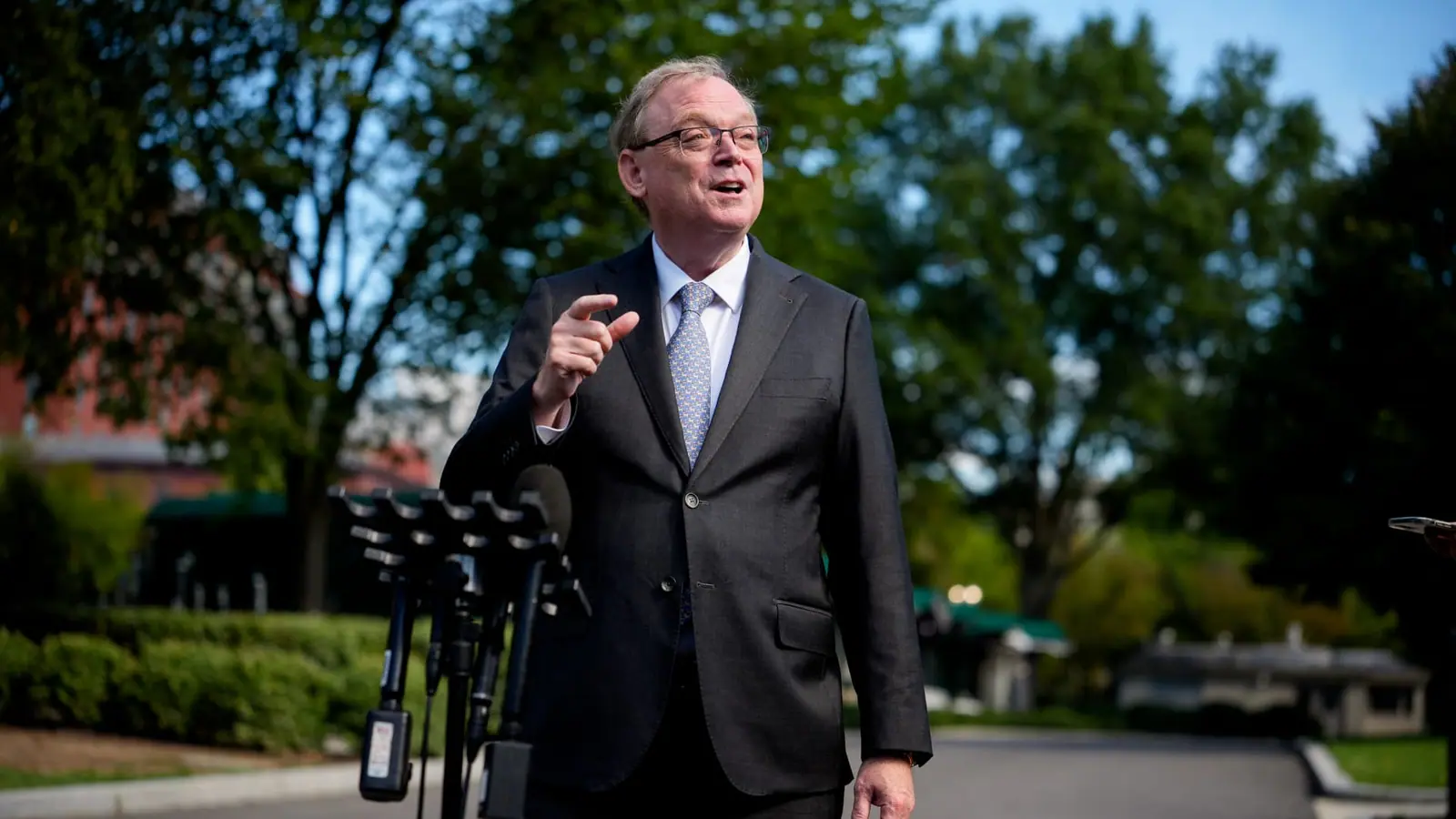 Trump admin. says private sector can solve AI threats as critics balk