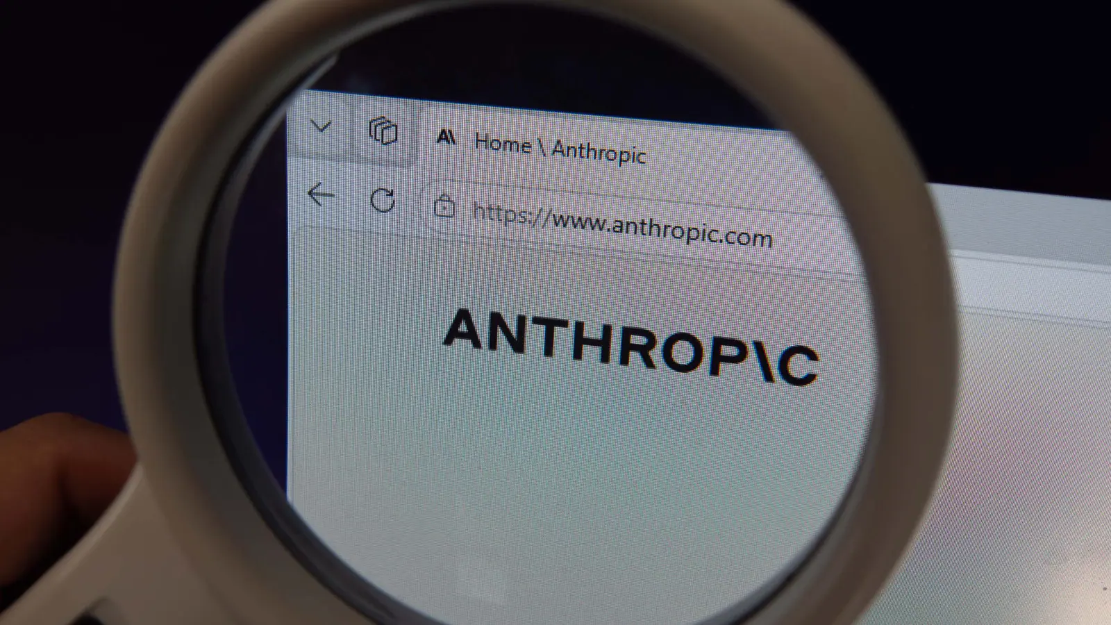 Anthropic quietly sets up biology lab as it ramps AI drug program: Reuters