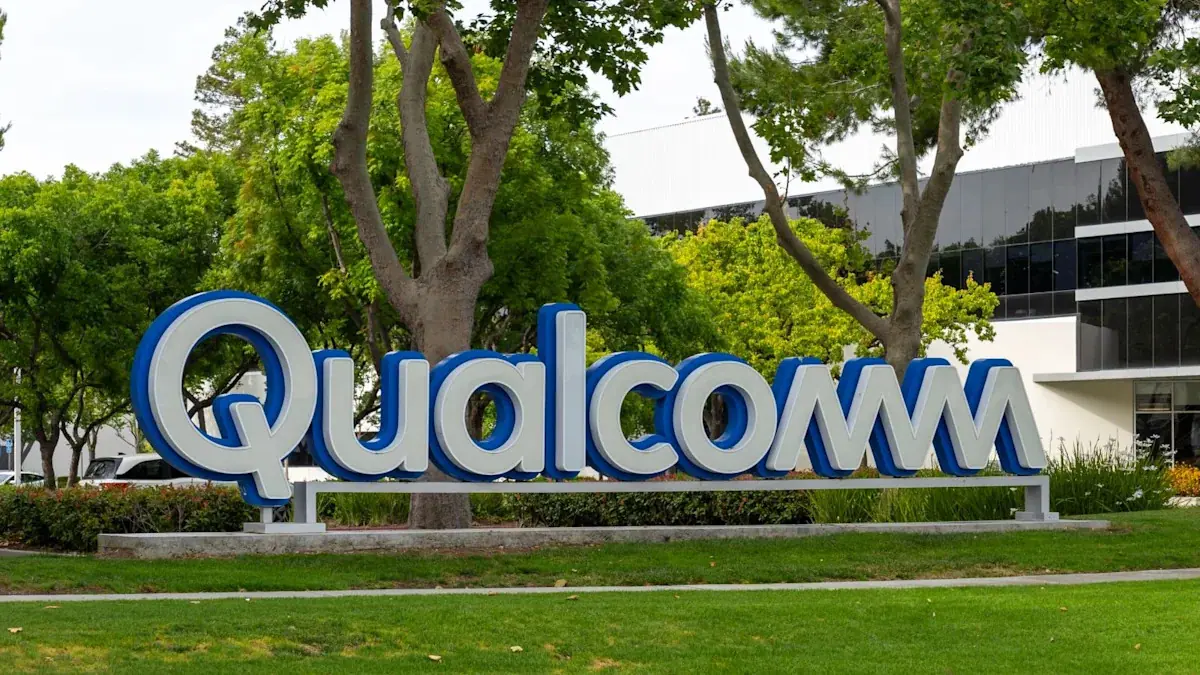 MediaTek Is Stepping Up Competition Against Qualcomm With a New 2-Nanometer Chip. What This Means for QCOM Stock.