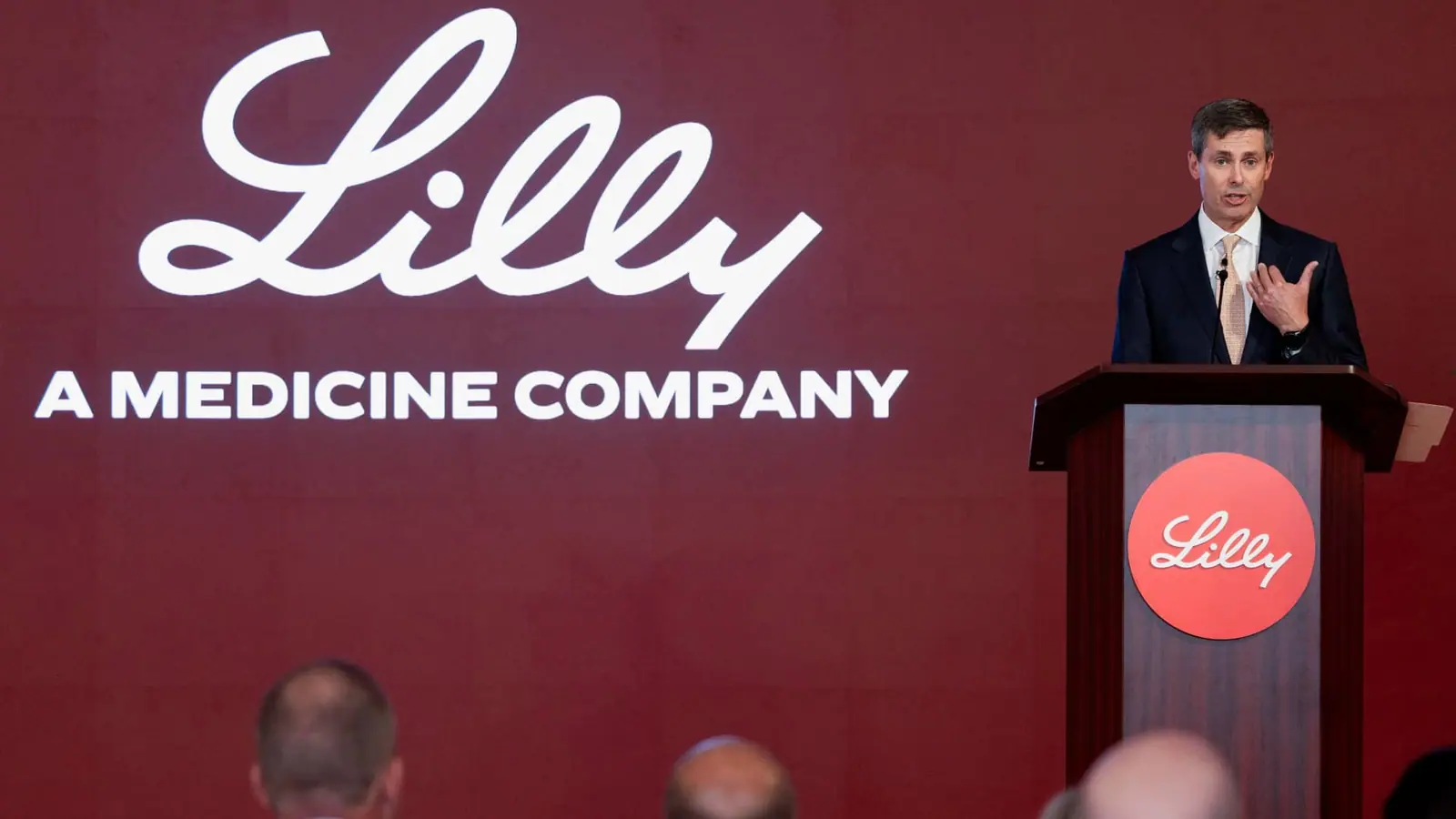 Eli Lilly CEO tells CNBC one-third of new GLP-1 pill patients are taking Foundayo, as drugmaker ramps up production