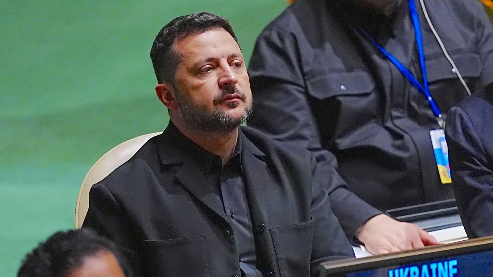 Zelenskyy says Ukraine ready for ‘energy ceasefire,’ calls for trilateral meeting with Putin, Trump