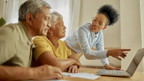 Affordability concerns loom large for advisors' clients ahead of midterm elections, survey finds