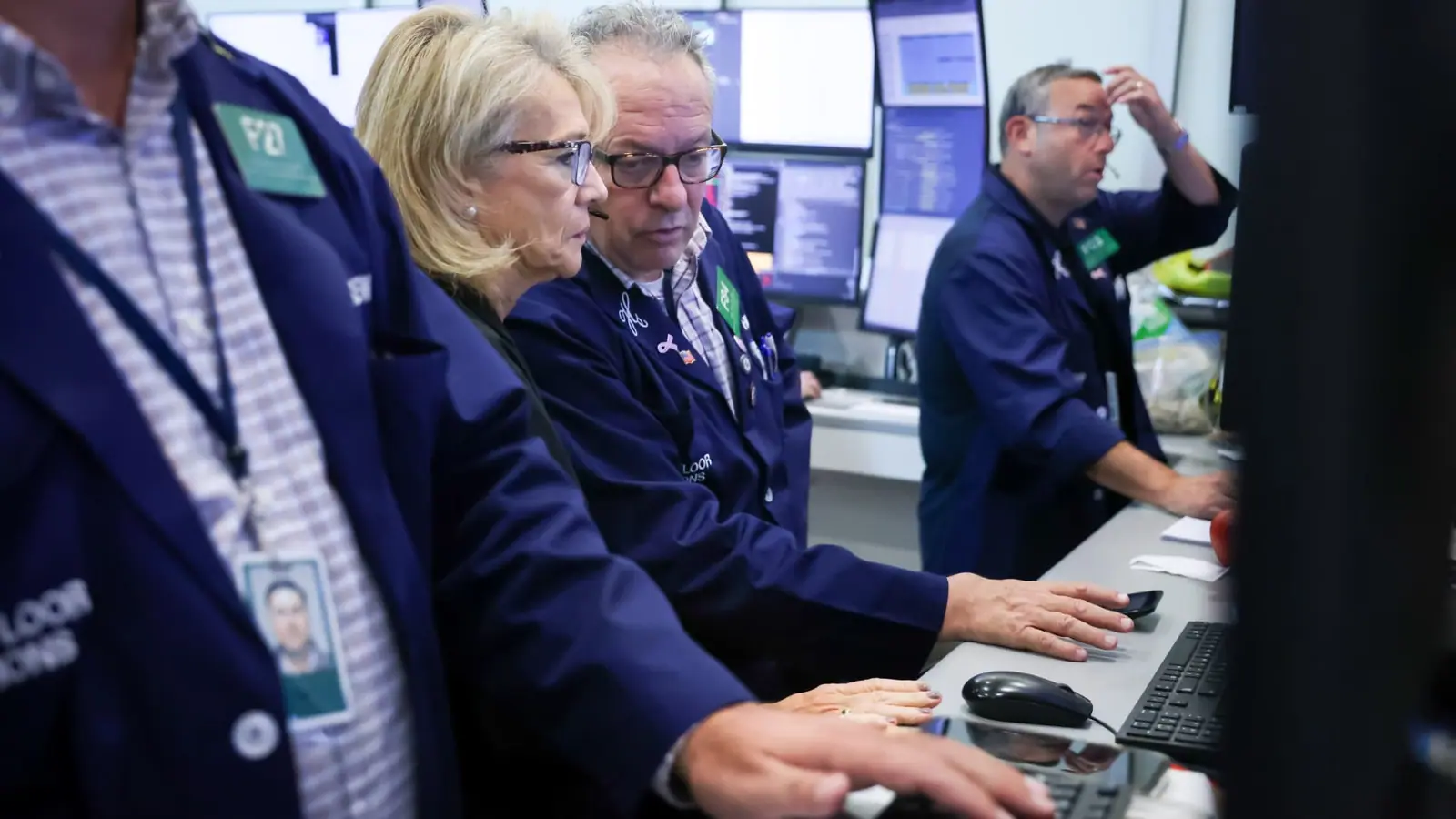 As bond rout worsens, a trade Wall Street uses to replace them booms in popularity