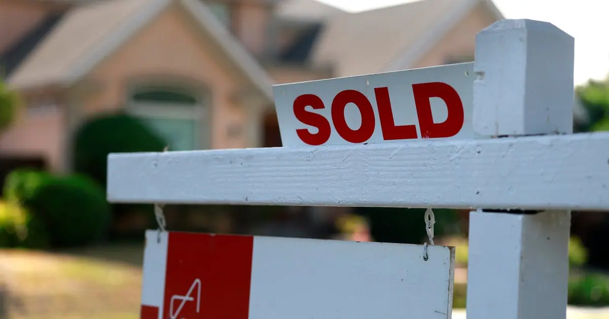 Mortgage rates top 7% for the first time since May 2024