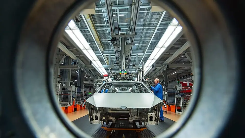 FILE – Workers assemble Volkswagen Golf cars at the company’s plant in Zwickau, Germany, on 22 January 2018.