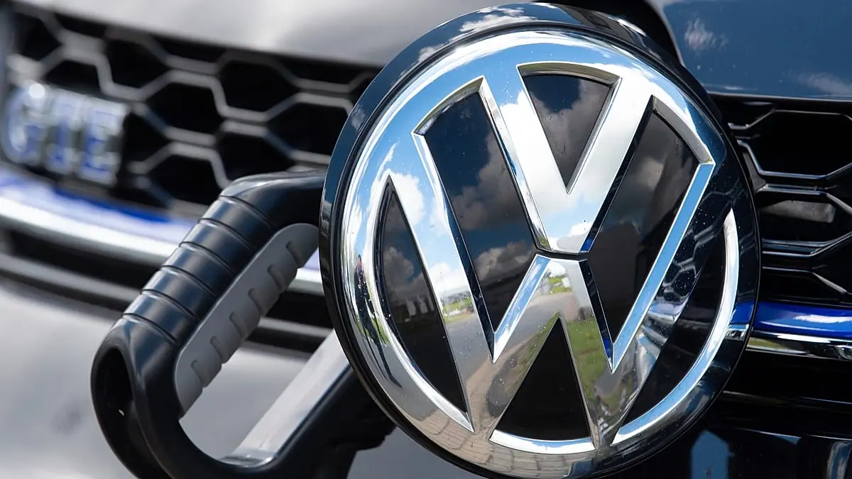 EU electric car registrations jump nearly 63% as Chinese brands gain ground