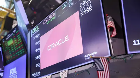 Oracle posts 30% revenue growth fueled by AI cloud demand as debts hits $125 billion