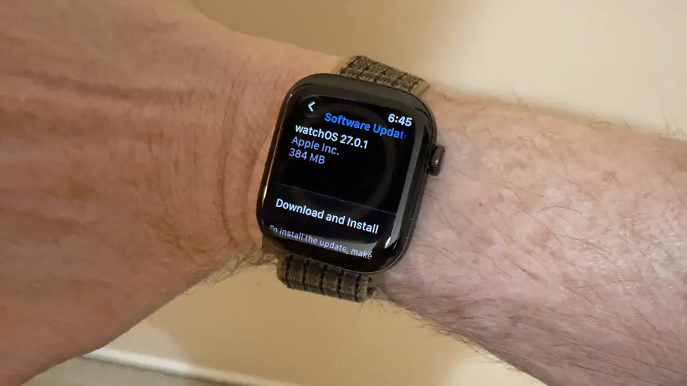 WatchOS 27.0.1 fixes a bug that causes the Series 12 and Ultra 4 to restart.