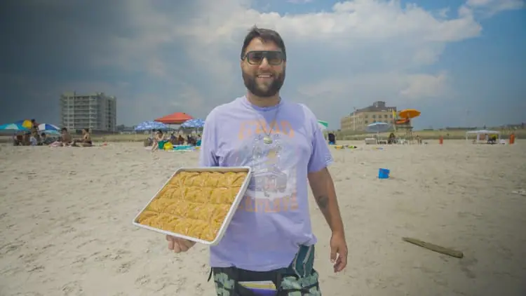 I bring in $20,000 a month selling Turkish baklava
