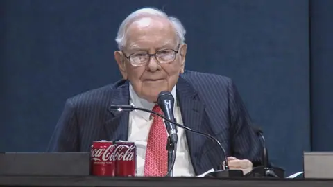 Berkshire adds to nearly doubled stake in slumping homebuilder