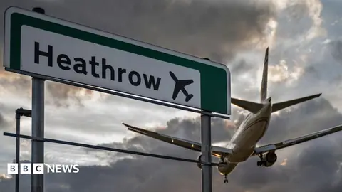 Heathrow Airport warns third runway could be delayed by four years