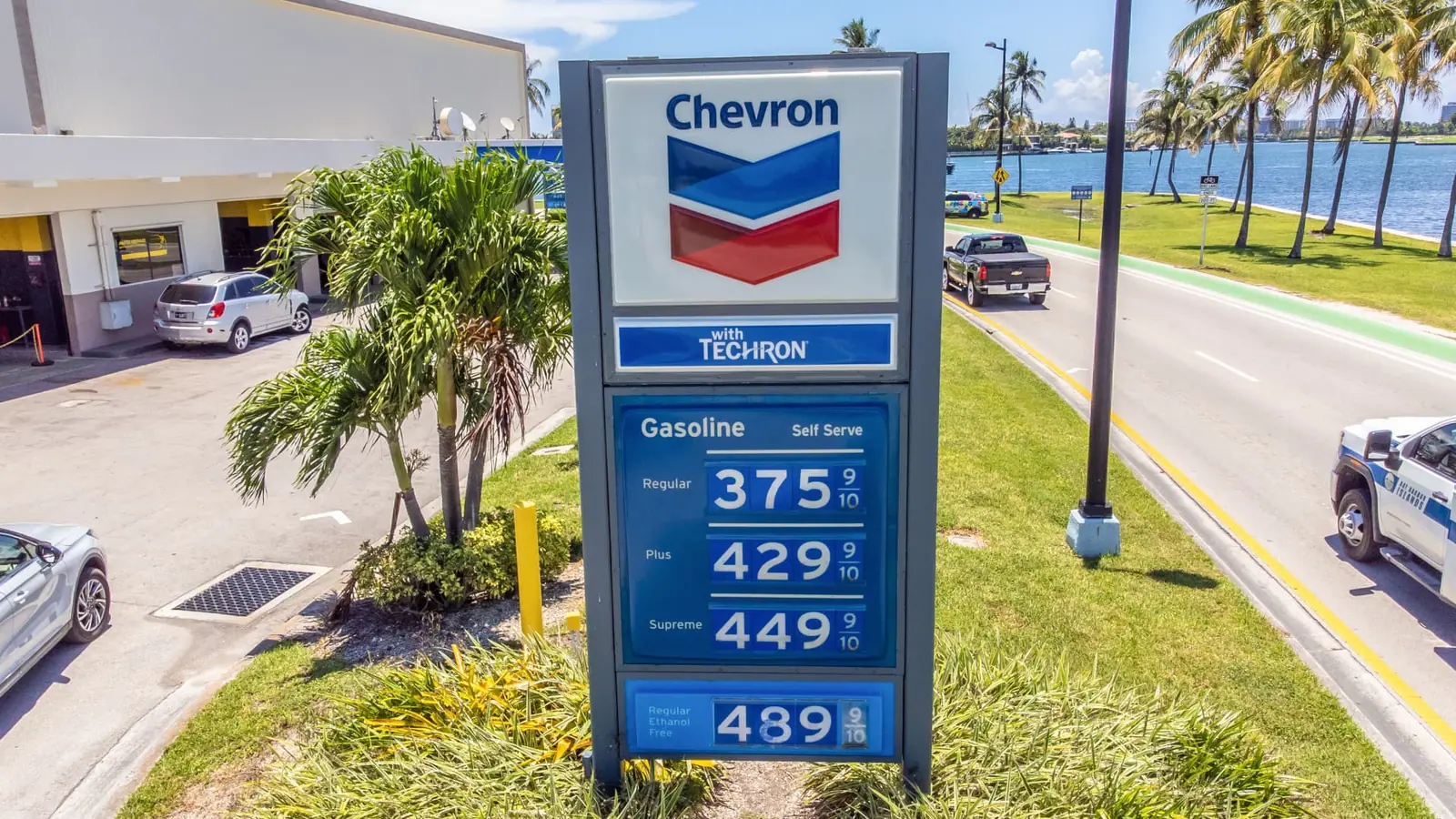 Top Wall Street analysts like these 3 dividend stocks for steady income