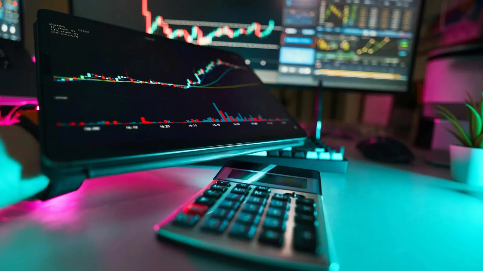 Traders aren't panicking yet despite cooling crypto sentiment