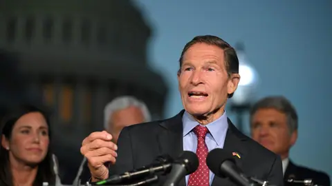 Tether is a ‘lifeline’ for Iranian regime, Senate Dems say in new report
