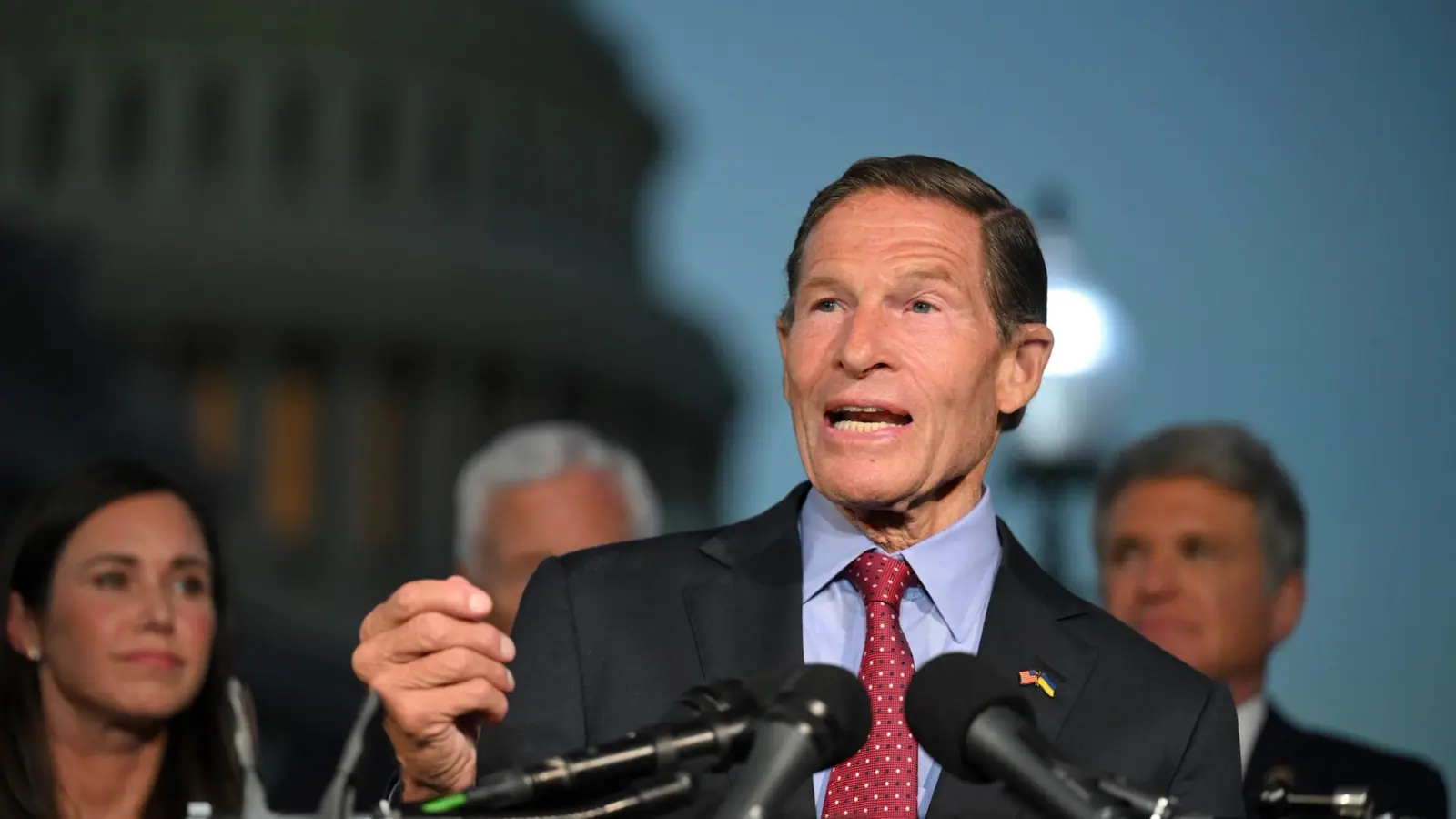 Tether is a ‘lifeline’ for Iranian regime, Senate Dems say in new report