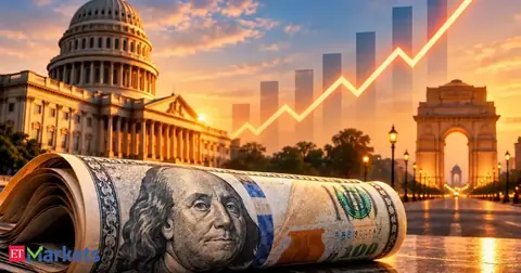 US 30-year Treasury yield tops 5.6%, reaching highest level since 2002