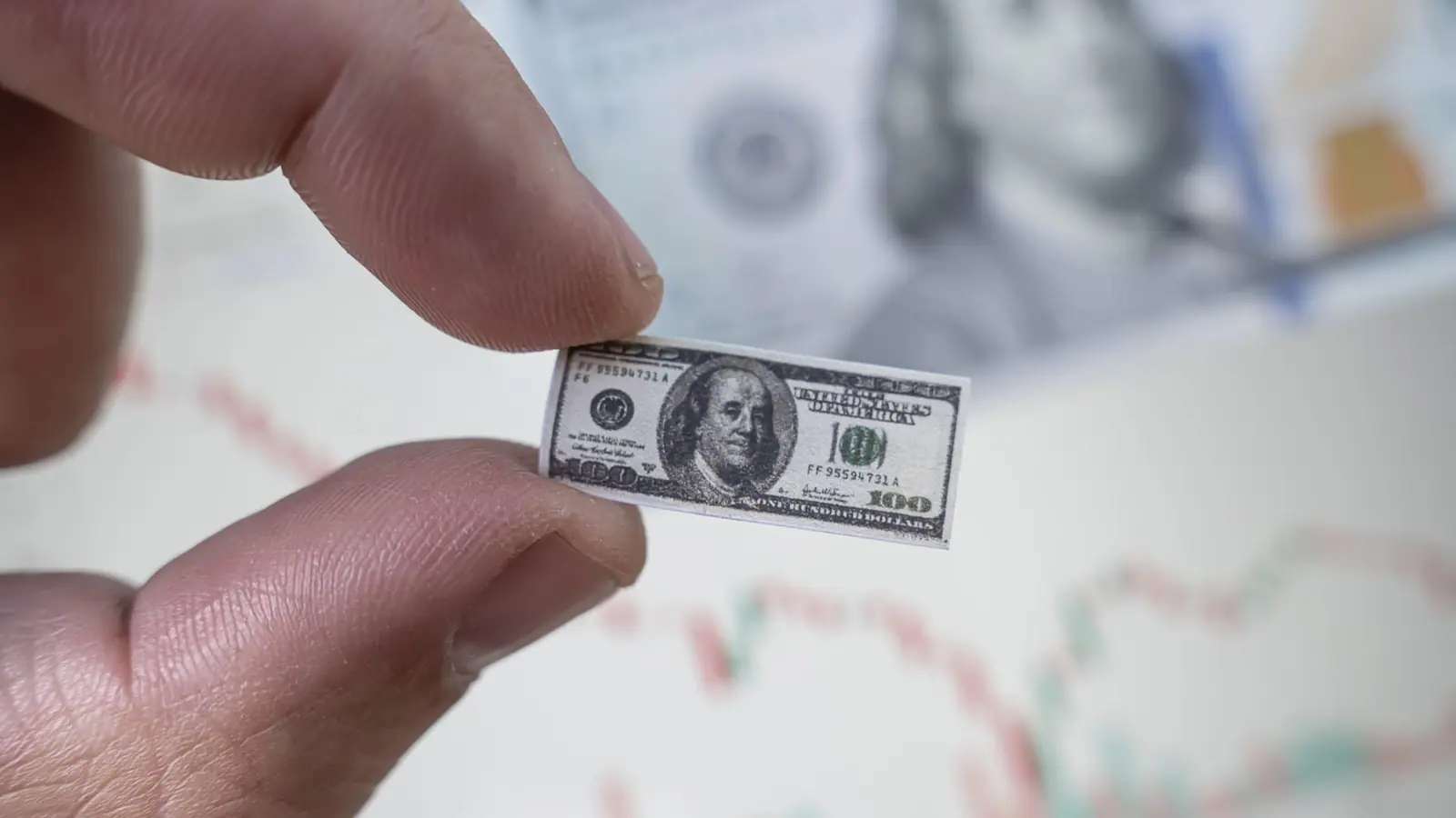 Inflation is outpacing wage growth again, squeezing Americans’ paychecks