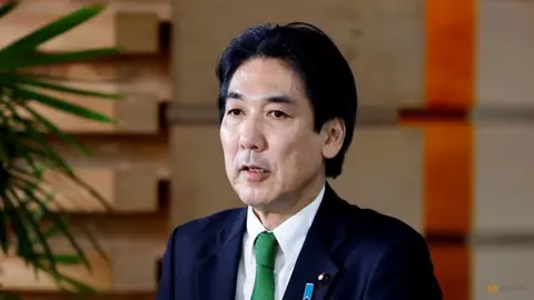 Japan does not need excessively loose monetary policy, economy minister says