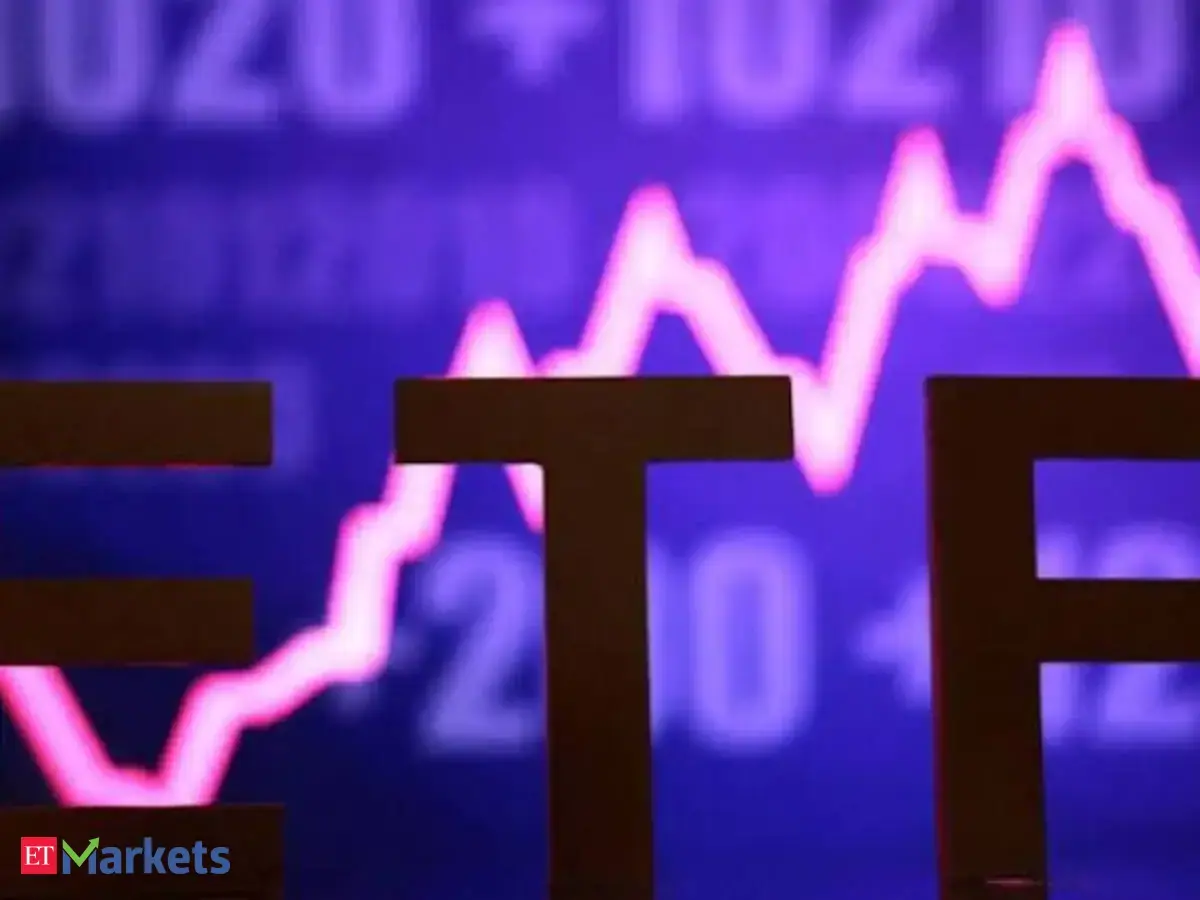 US ETF inflows smash annual record as investors favor funds