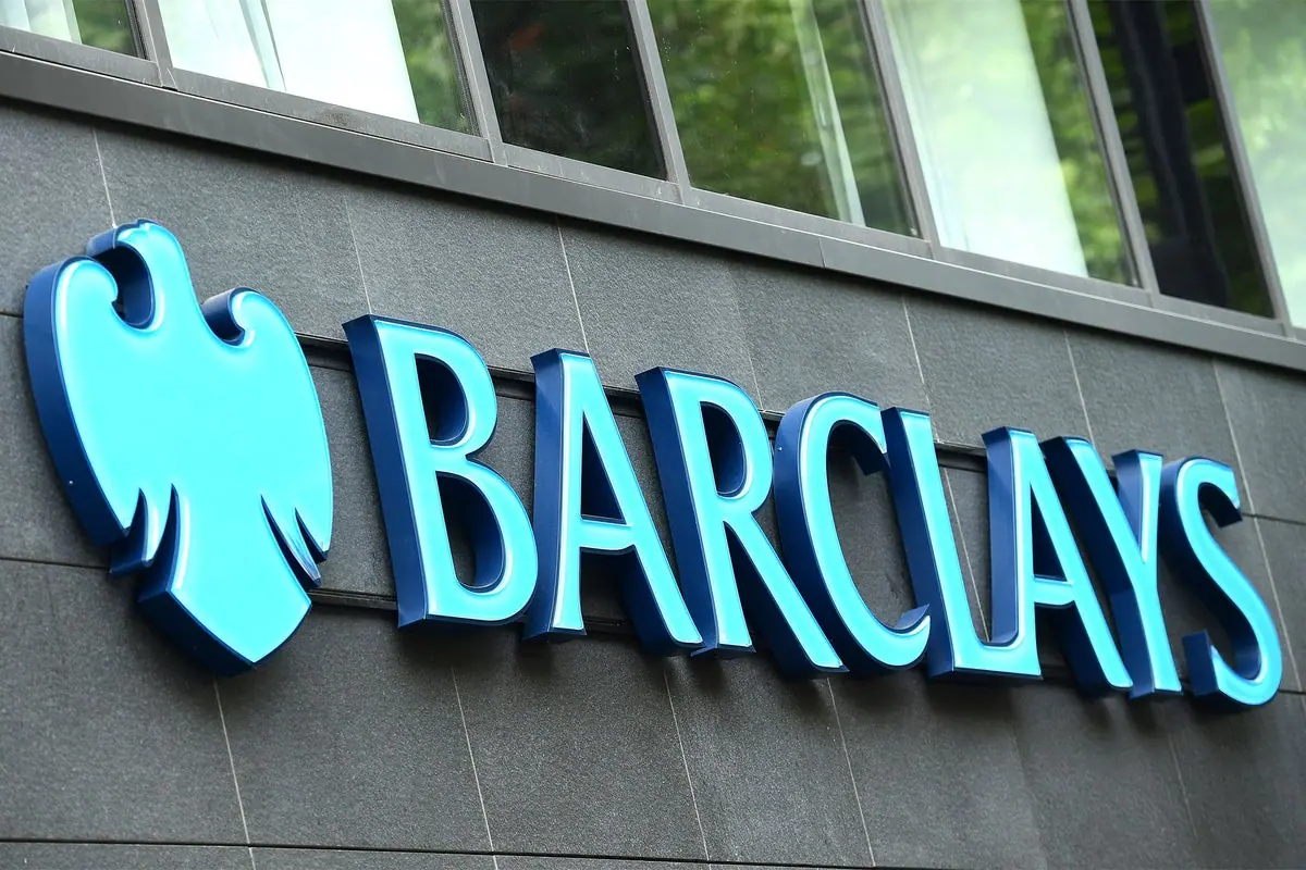 Barclays launches £600 cash switch offer – how does it compare on the high street?