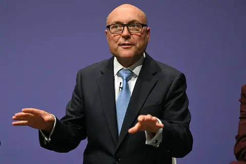 Conservatives vow to scrap Natural England and Environment Agency in red tape ‘bonfire’