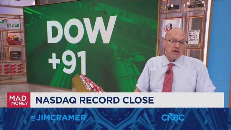 There's tremendous distortion right now in stocks, says Jim Cramer