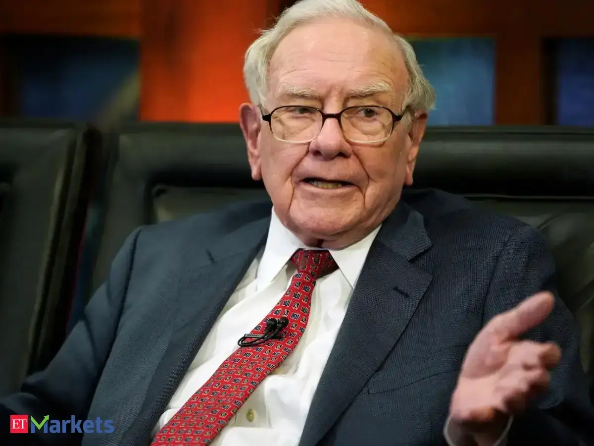 How a 9-year-old Warren Buffett learnt a lesson on compounding by rolling snowballs on the lawn of his Nebraska home