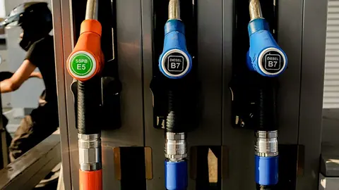 Fuel in Italy, tax cuts expire: diesel prices rise as hauliers threaten strikes