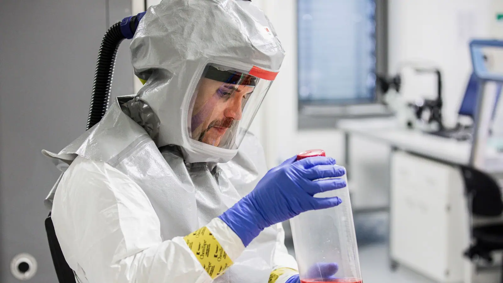 Russian lab worker's suspected plague death leaves experts puzzled