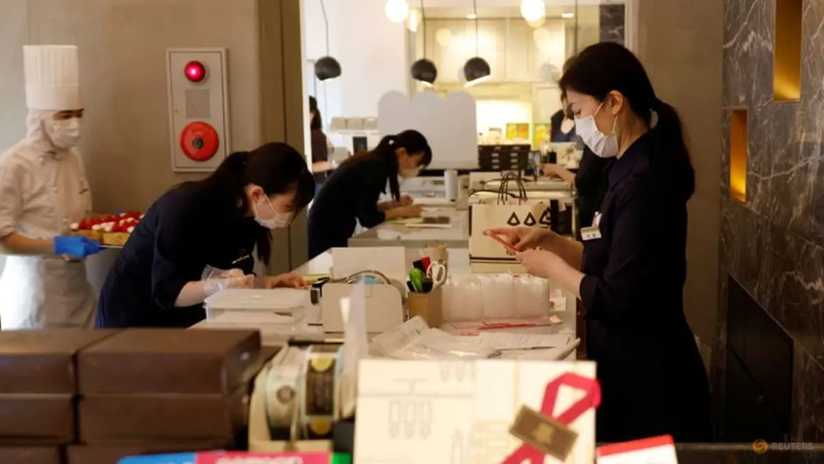 Japan's real wages rise for eighth straight month in August