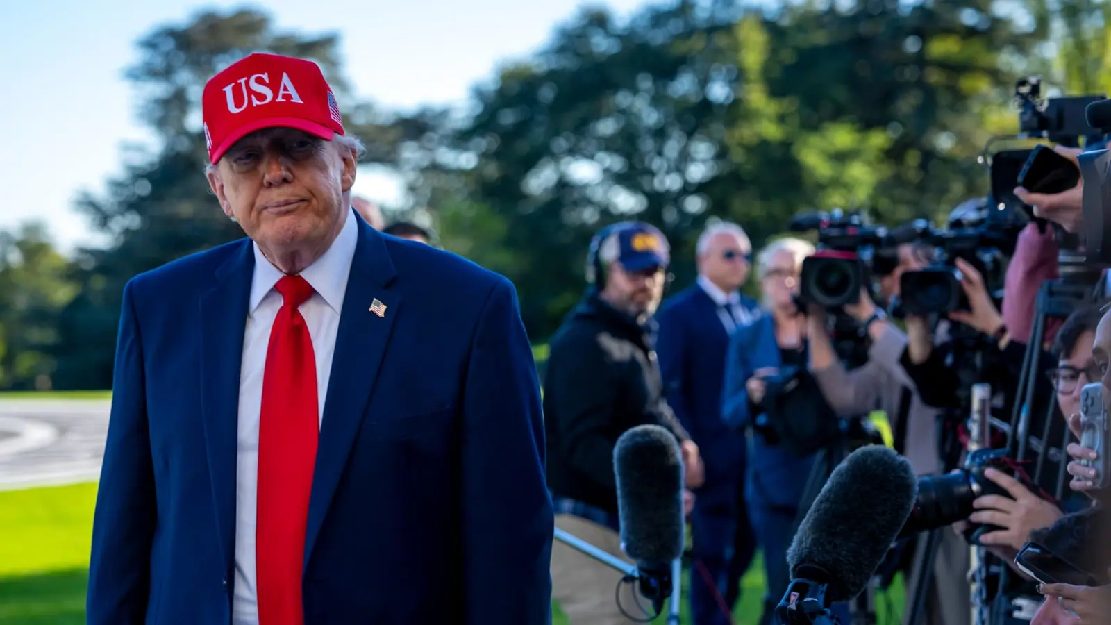 Trump set to talk to Russia's Putin 'very soon' about plague-related death in Siberia