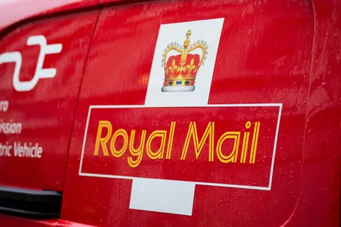 Royal Mail announces plans to axe up to 2,500 jobs in major review