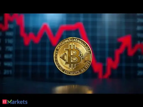 Bitcoin drops over 3% to $83,000 after losing key support; $394 million liquidated in one hour