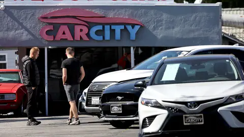 Used car prices fall in Q3, while demand for fuel-efficient vehicles grows
