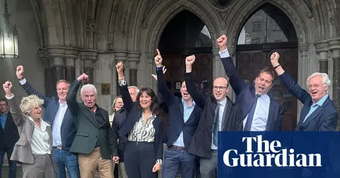 Ex-Barclays traders jailed for rigging interest rates have convictions quashed