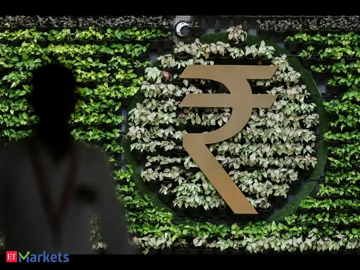 RBI says it will ensure 'undervalued' Rupee finds its correct level