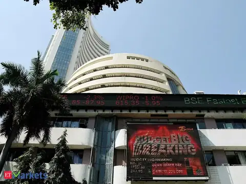 Market wrap: Infosys, Tech Mahindra, Adani Ent, ITC top gainers and losers on Nifty and Sensex on Thursday