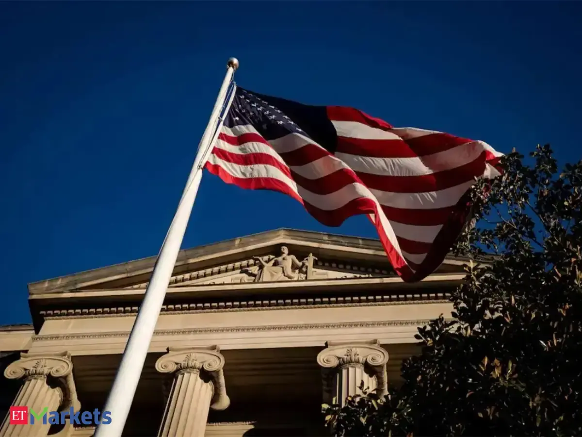 US jobless claims hover near 57-year low for fourth consecutive week