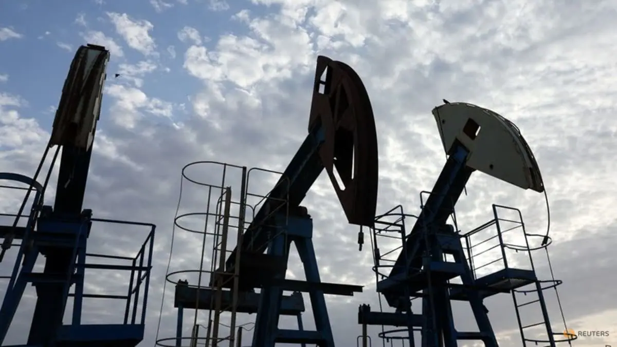 Oil falls as Trump comments on Iran talks ease supply concerns