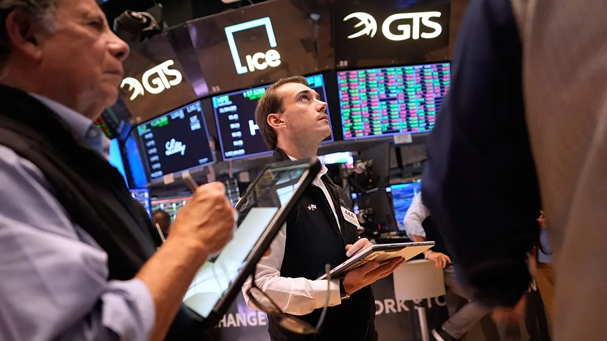 Are eurozone bond markets warning of a recession as growth slows?