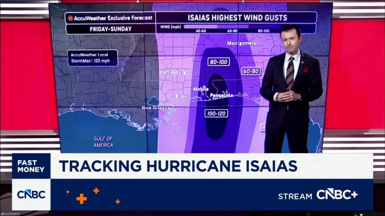 Hurricane Isaias strengthens in the Gulf