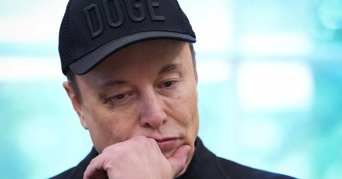 SpaceX says Starlink will become a major U.S. mobile carrier