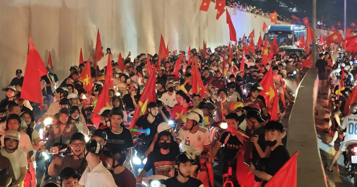 Việt Nam vừa chứng kiến kỳ tích 100 người góp phần quan trọng tạo ra 1,34 triệu tỷ đồng