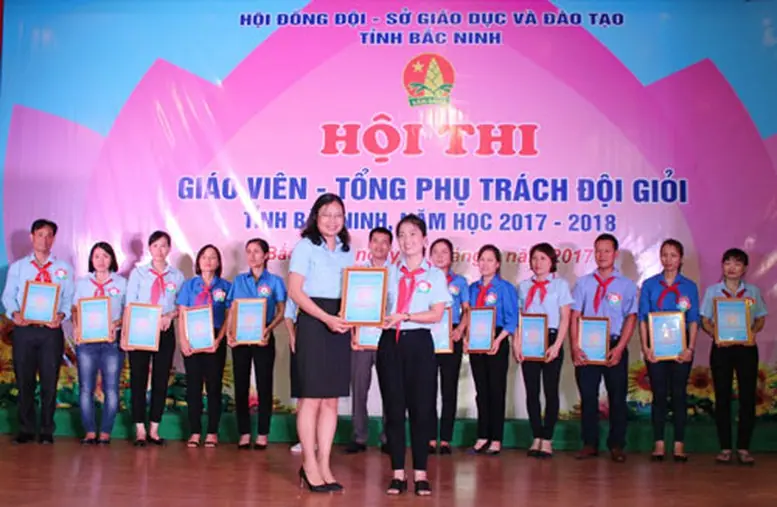 Tiêu chuẩn, nhiệm vụ của giáo viên làm Tổng phụ trách Đội