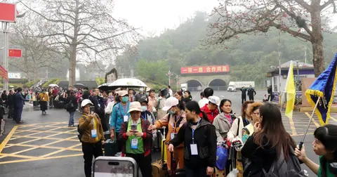 Viet Nam offers visa-free entry to Chinese tourists to Khanh Hoa province
