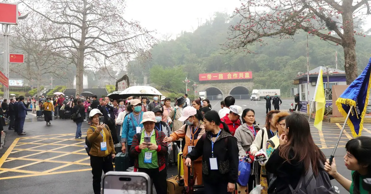 Viet Nam offers visa-free entry to Chinese tourists to Khanh Hoa province