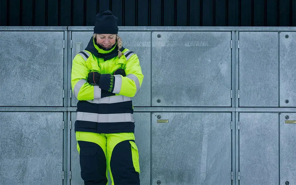 Workwear für Energieunternehmen: Fristads: Multinorm-Schutz mit Damenpassform