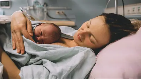Portuguese parliament backs extension of parental leave: what changes?